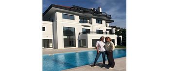 Demet Akalın Acarkent'ten Villa Aldı!