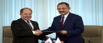 Afetzedelere yapılacak konutlarda protokol imzaları atıldı