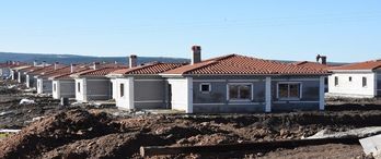 'Depremzedeler için Çanakkale'de kalıcı konutlar bitmek üzere'