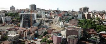 Zeytinburnu ve Kağıthane'de deprem konutları kuruluyor