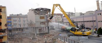 Yıkım müteahhitleri 3 sınıfa ayrıldı
