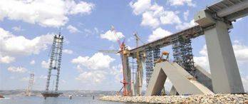 İzmit Körfez Köprüsü Hızla Yükseliyor.