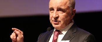 Ünal Aysal'dan İstanbul Finans Merkezi'ne Proje