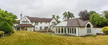 Ünlü Futbolcu 11 Milyon TL’ye Malikane Alıyor!