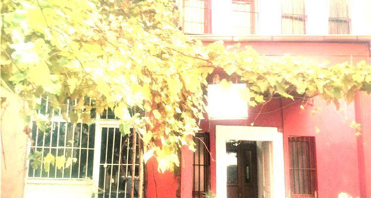 Tarihi Balat Hamamı Satışa Çıktı