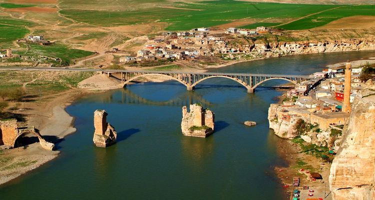 Siirt'te Merkez ilçeye bağlı bazı köyler Batman Hasankeyf'e bağlandı
