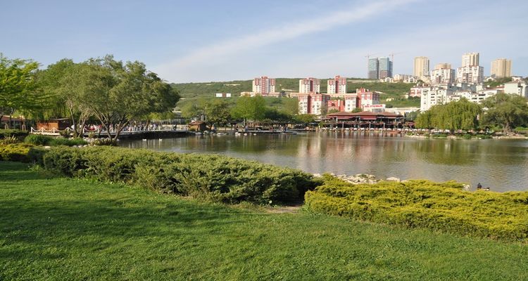 Bahçeşehir gölet alanının imar planı askıda 