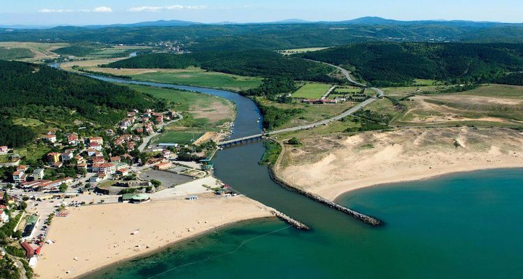 Galatasaray Riva arsasına komşu arsa satışa çıktı