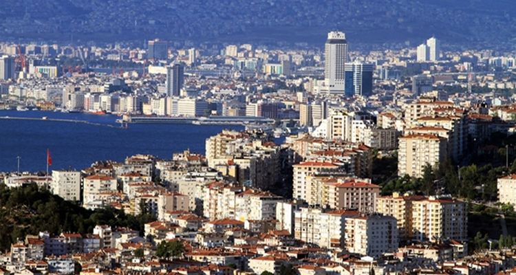 2020 yılında İzmir ve Antalya'daki kaçak yapılar yıkılacak