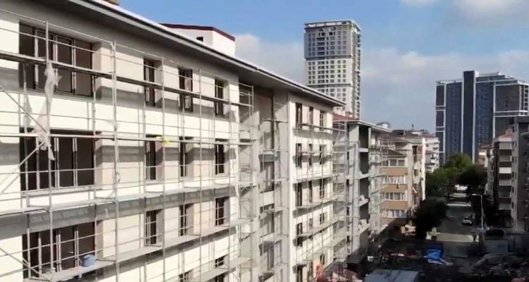 Kartal'daki Yeşilyurt Apartmanı'nda dönüşüm tamamlanıyor