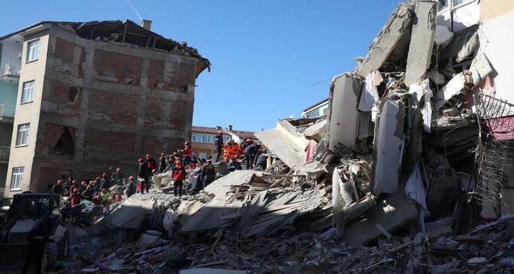 Elazığ'da kentsel dönüşüm sürüyor: 318 bina yıkıldı
