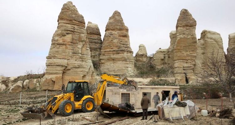 Kapadokya'da bütün kaçak yapılar yıkıldı