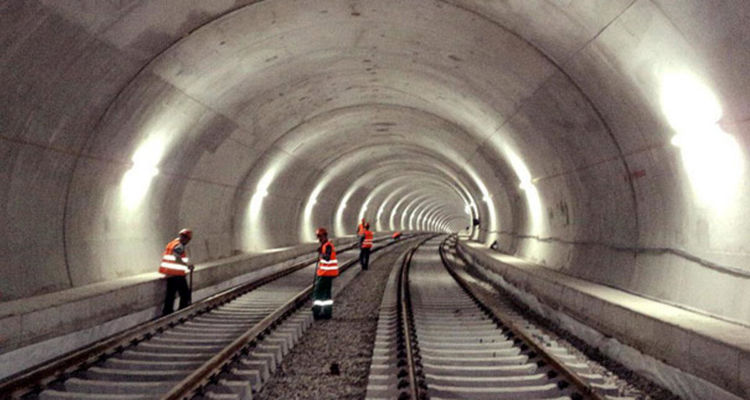 Ümraniye-Ataşehir-Göztepe metro hattında çalışmalar sürüyor