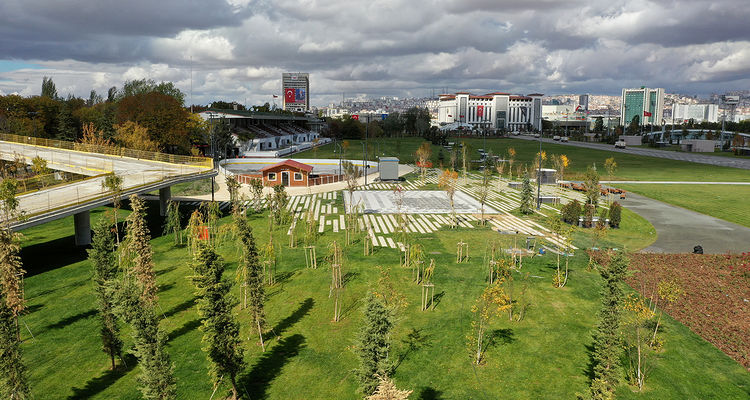 Başkent Millet Bahçesi hizmete açıldı