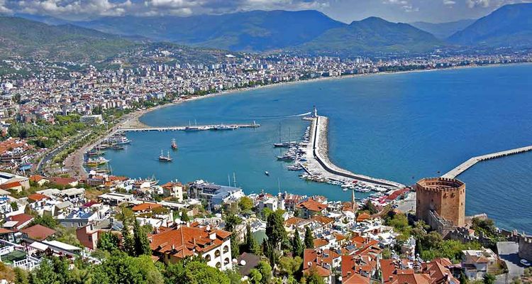 Antalya'da yabancılara konut satışı yüzde 33 arttı