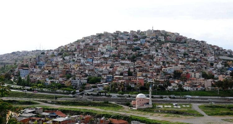 İzmir Yeşildere'de kentsel dönüşüm uygulanacak