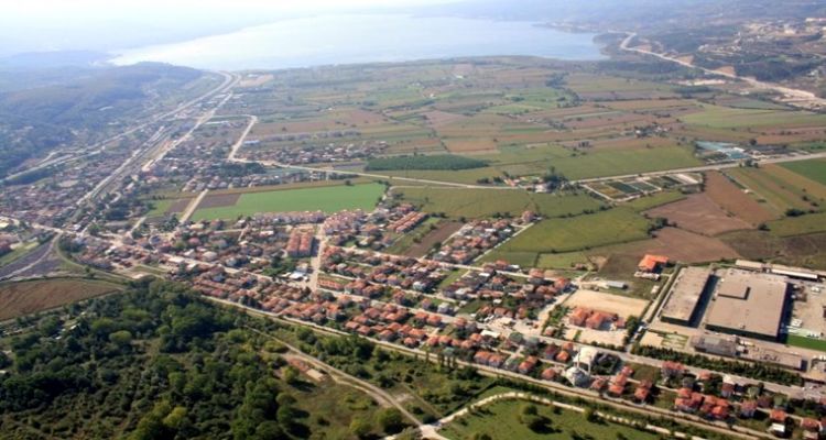 Sakarya Arifiye'de 3 adet gayrimenkul satışa sunuldu