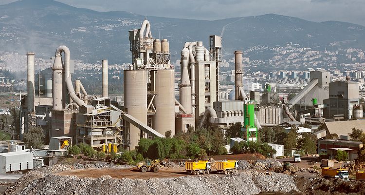 Çimento sektöründe iç satışlar yüzde 16 arttı