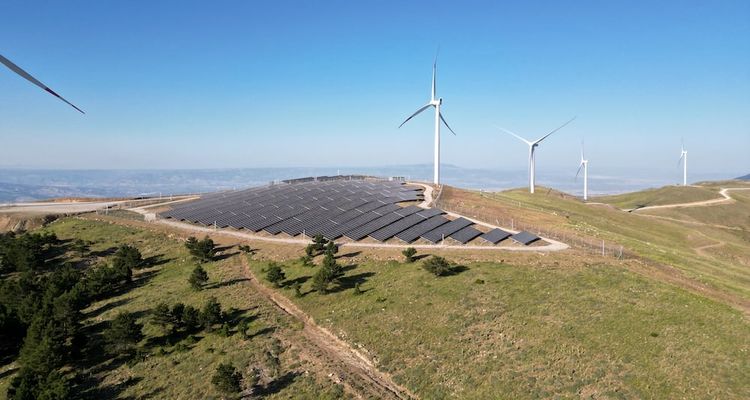 Akfen Yenilenebilir Enerji 802 MW’lık Kurulu Güce Ulaştı