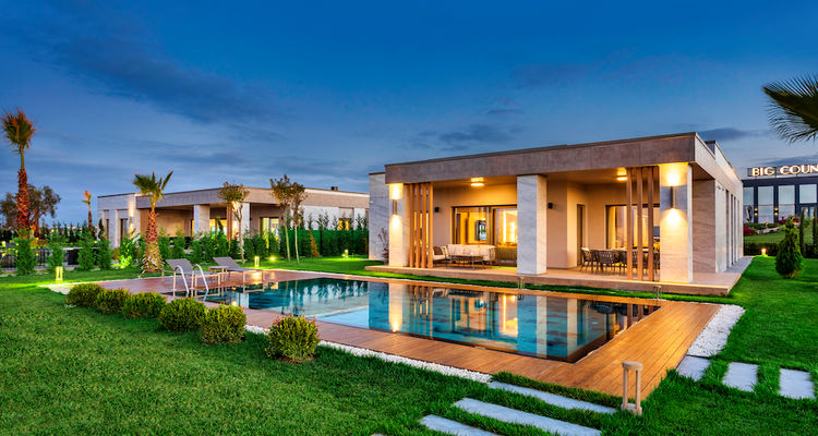 AKYAPI’NIN BÜYÜKÇEKMECE’DEKİ LÜKS VİLLA PROJESİ BIG COUNTRY’DE YAŞAM BAŞLADI!