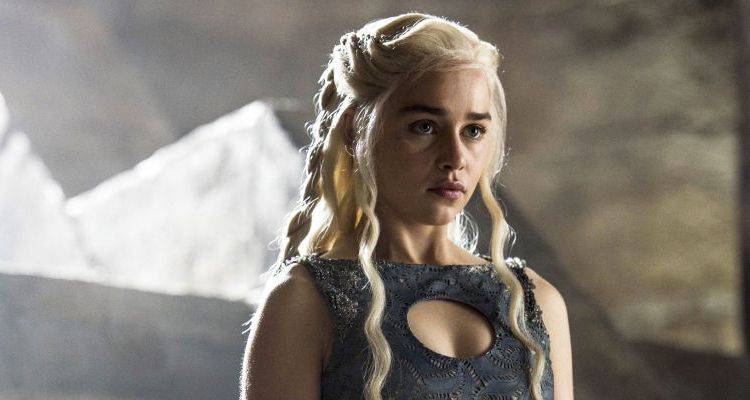 Emilia Clarke 4.6 Milyon Dolara Malikane Aldı