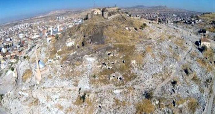 TOKİ Nevşehir’de 5 Bin Yıllık Tarihi Kent Keşfetti
