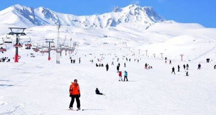 Kayseri Büyükşehir Belediyesi Erciyes Kayak Evi’ni Kiraya Veriyor