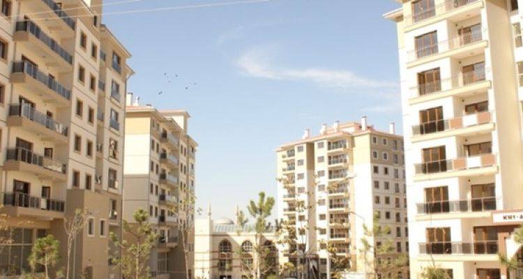 Kırşehir Kaman Toki'de İşyerleri İçin Sözleşmeler Başladı