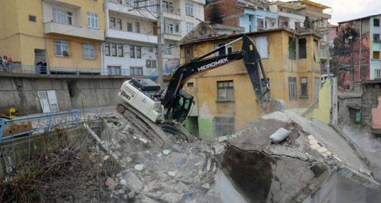 Trabzon Çömlekçi Kentsel Dönüşüm Projesi Yıkımlarında Sona Gelindi