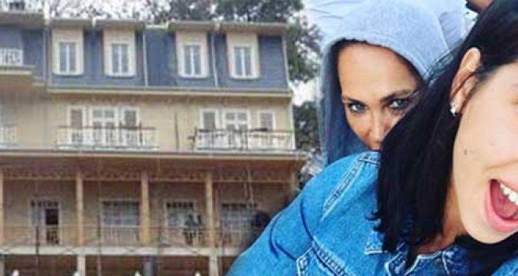Hülya Avşar Sarıyer'deki Köşkünü Kiraya Verdi