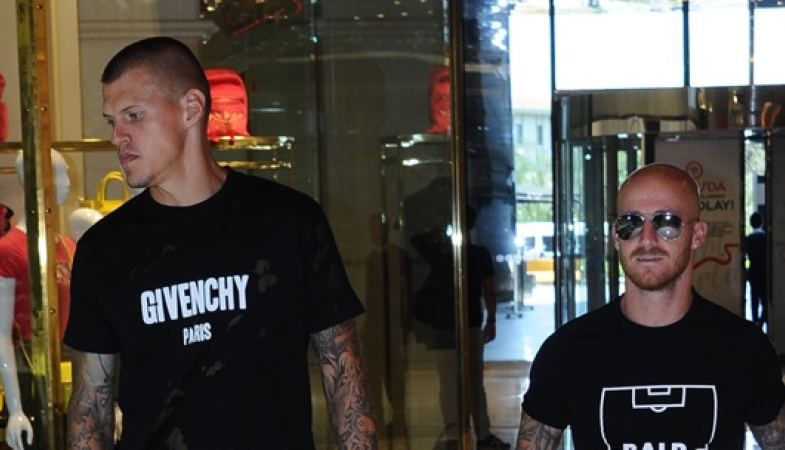 Martin Skrtel İstanbul'da Ev Bakıyor