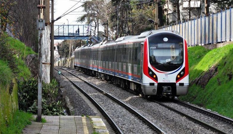 İBB Başkanı: Eminönü Halkalı Banliyö hattı trafiği rahatlatacak