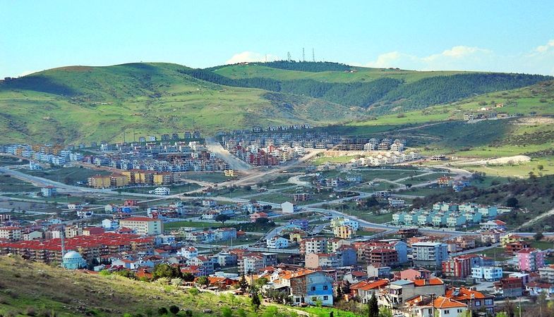 Balıkkesir Gönen’de satılık 2.5 milyon TL’lik arsa