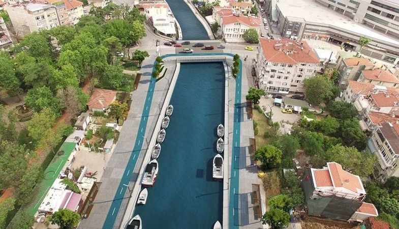 Kurbağalıdere Köprüsü iki şeritte trafiğe açıldı