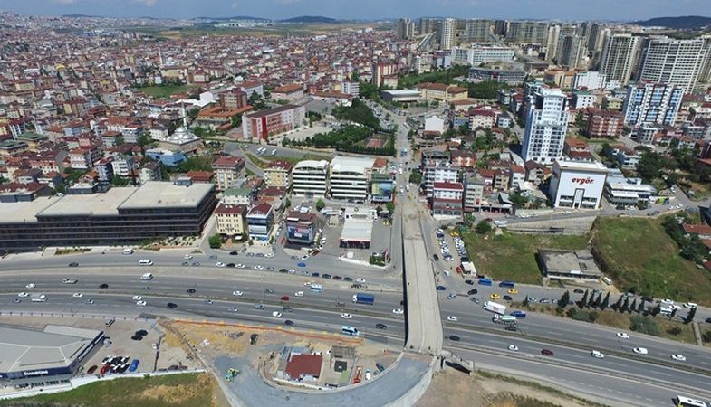 Pendik Esenyalı'da tapular teslim edildi