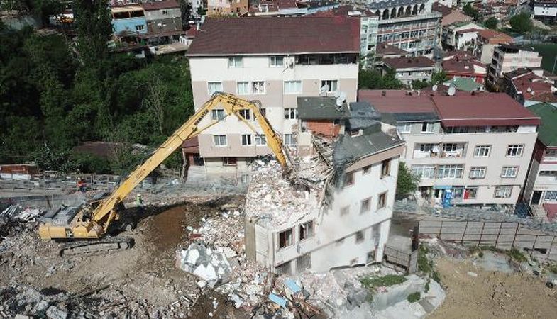 Kağıthane'de yıkım devam ediyor