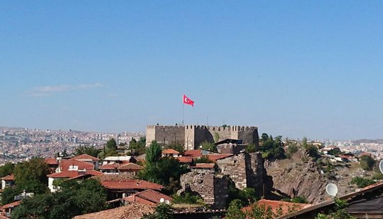 Ankara Kalesi çevresinde dönüşüm başladı