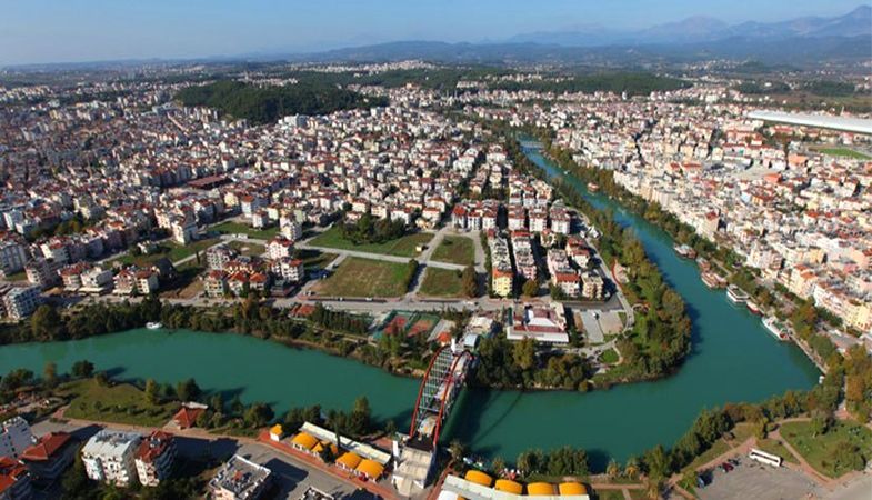 Antalya'da usulsüz yapıların yapı kayıt belgesi iptal edildi