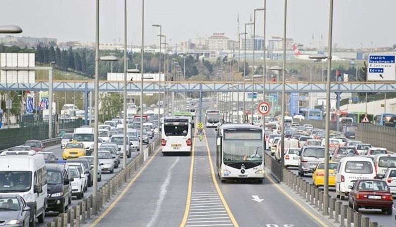 İstanbul'a yeni metrobüs hatları geliyor