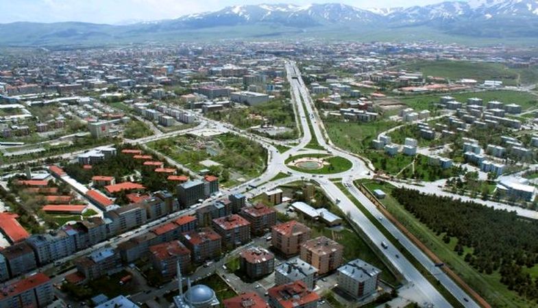 Erzurum Muratpaşa'da 4 adet arsa satışa çıkarıldı