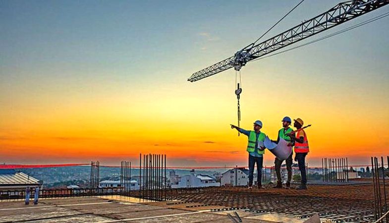 Türk müteahhitler 7 ayda yurt dışında 111 yeni proje üstlendi