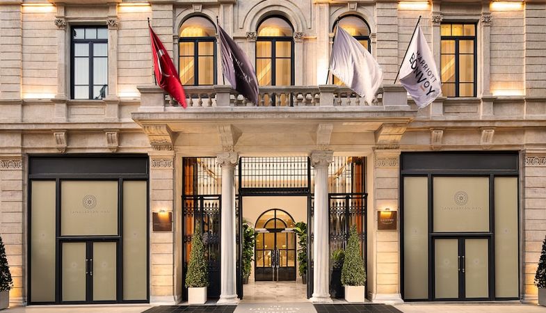 Sanasaryan Han, A Luxury Collection Hotel, İstanbul, Kapılarını Açtı