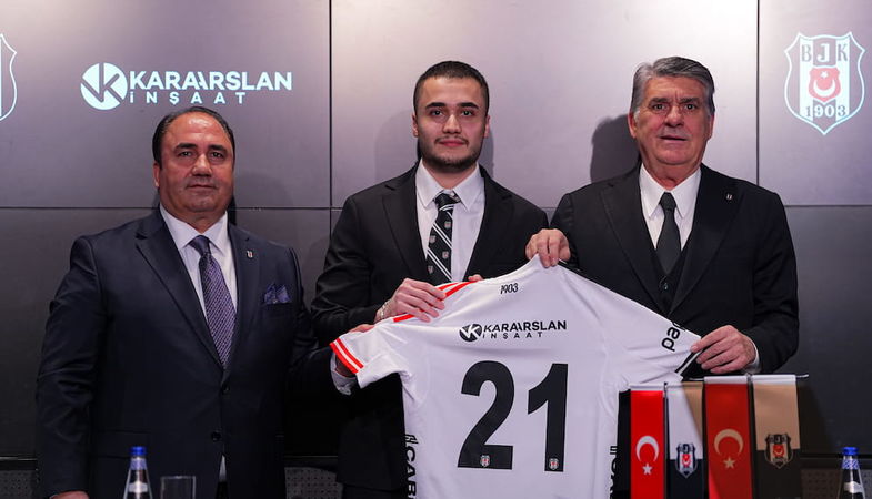Karaarslan İnşaat, Beşiktaş Futbol A Takımı’nın Forma Sırt Sponsoru Oldu