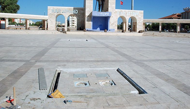 Didim’de Kent Meydanı Bakıma Alındı!