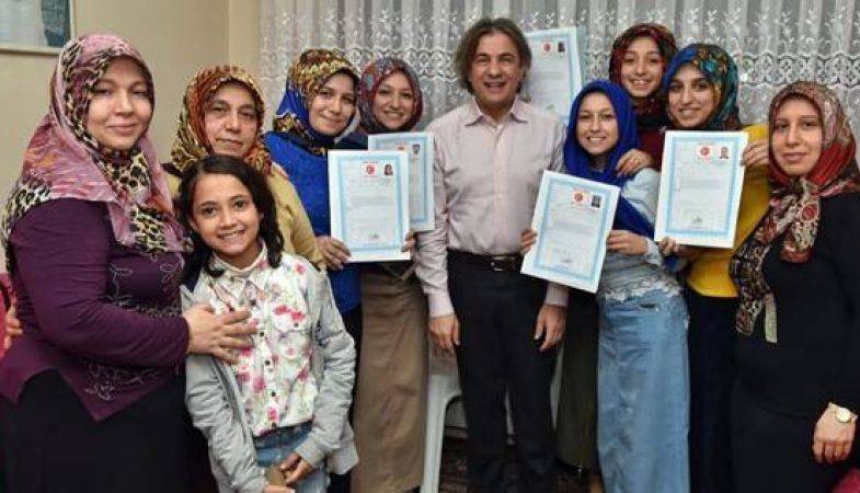 Okmeydanı’nda 23 Hak Sahibi Daha Tapusuna Kavuştu