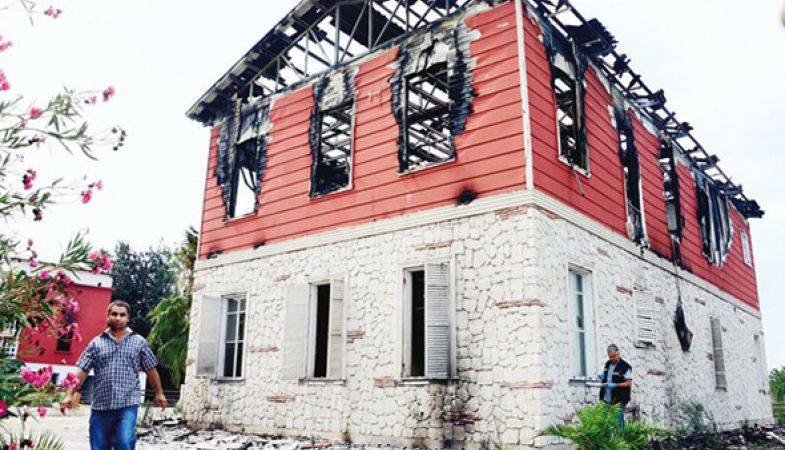 ‘Hanımın Çiftliği’ Kundaklandı