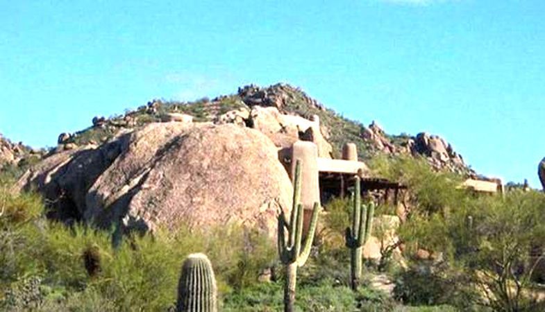 Taş Devri Evi 4,2 Milyon Dolara Satışa Çıktı