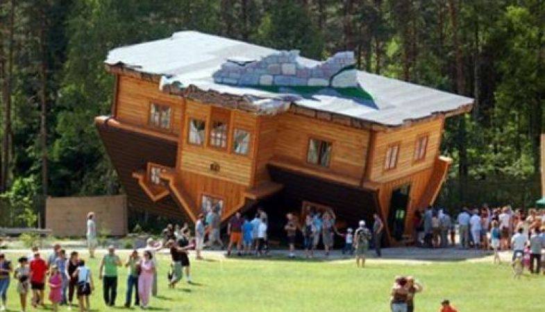 Tasarımı En Tuhaf Yapılar