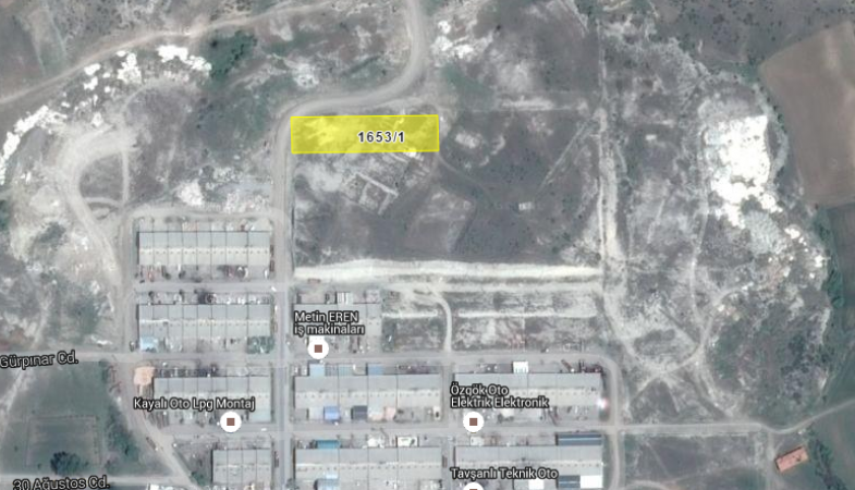 Tavşanlı Belediyesi’den Küçük Sanayi Sitesi’nde Dükkan Karşılığı İhale