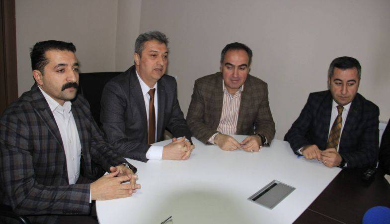 Hakkari Yüksekova’ya Taşınsın Tartışması Sürüyor